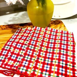 🛑SOLD🛑LONGABERGER Set of 4 Napkins in Retired Cherry Red Plaid 🍒
